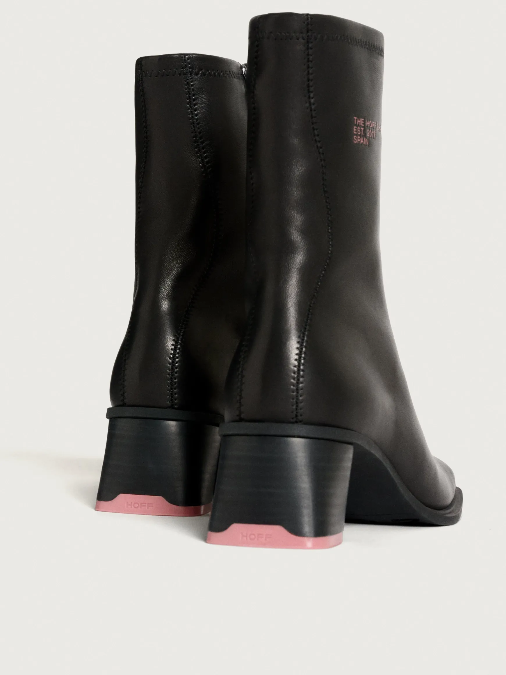 DATE BLACK HEELED ANKLE BOOT