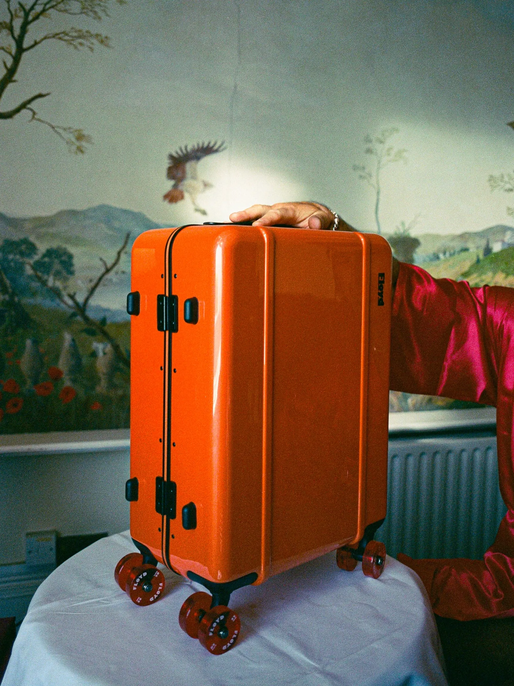 FLOYD CABIN - HOT ORANGE