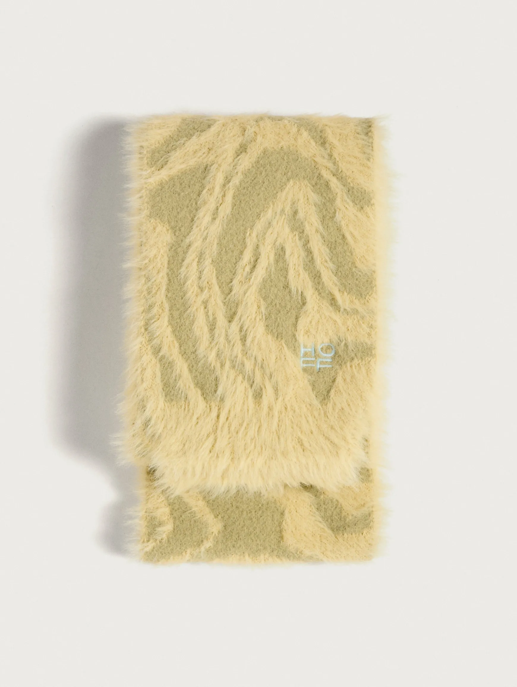 GSTAAD GREEN SCARF